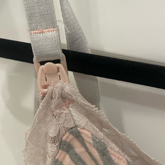 2x maternity/ nursing nightgowns with robe. - Picture 7 of 9